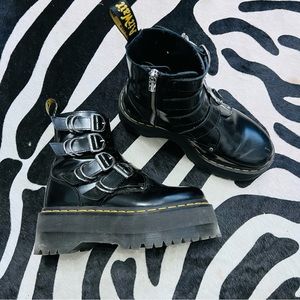 Dr. Martens Jadon Hardware
